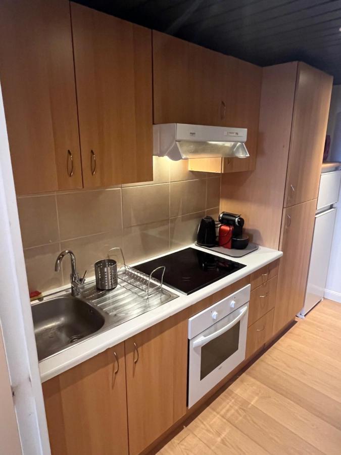 Appartement Confortable, Petite Vue Mer Et Piscine Cassis Exteriör bild